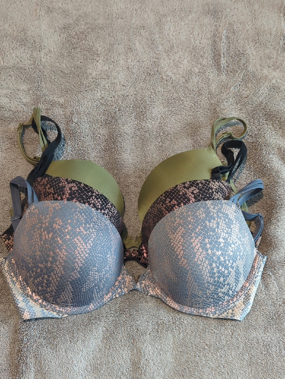 Victoria's Secret Push Up Bra Bundle